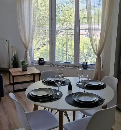 Cosy W Poblizu Tauron Arena 公寓 *